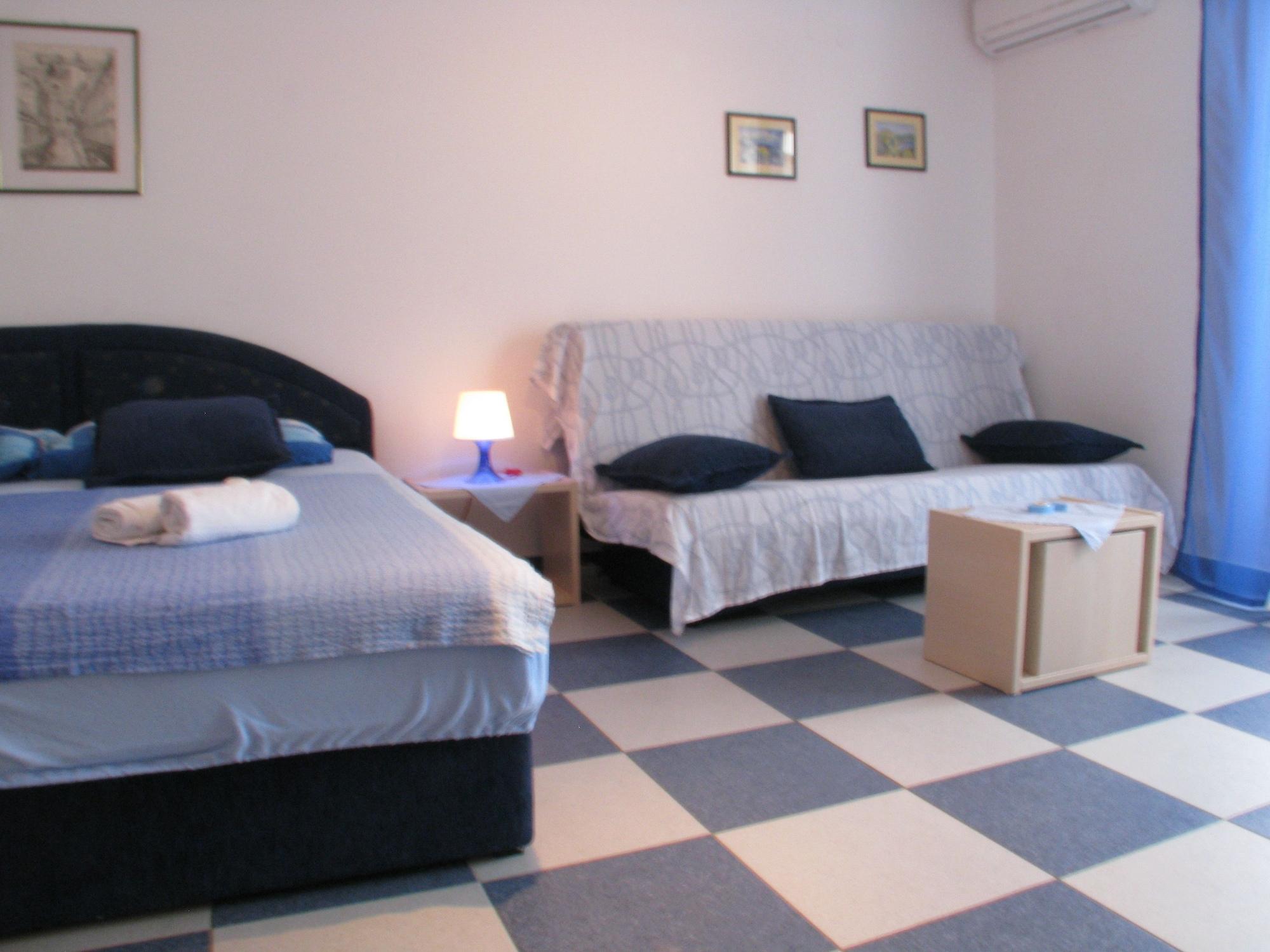 Apartments Srkoc Pinezići Buitenkant foto