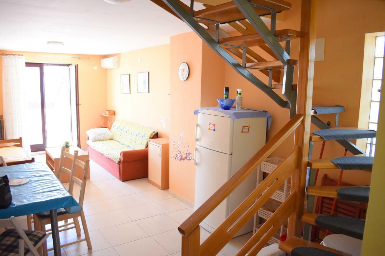 Apartments Srkoc Pinezići Buitenkant foto